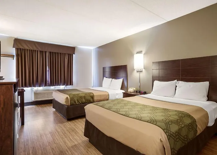 Econo Lodge Darien Lakes
